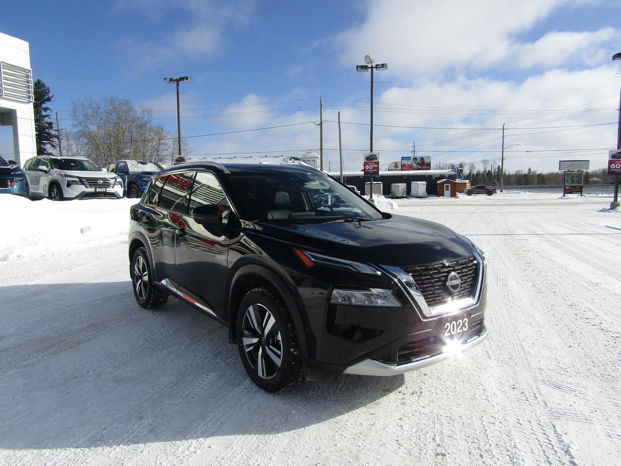2023 Nissan Rogue Platinum Photo