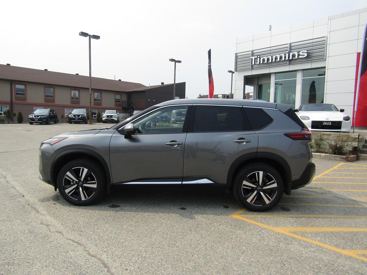 2023 Nissan Rogue Platinum Photo