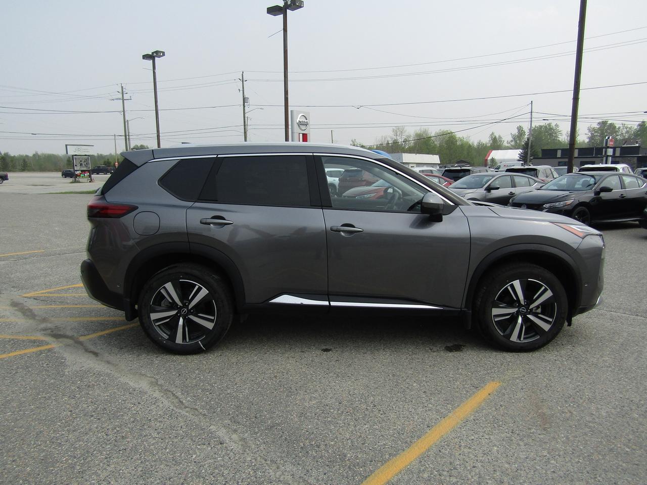 2023 Nissan Rogue Platinum Photo