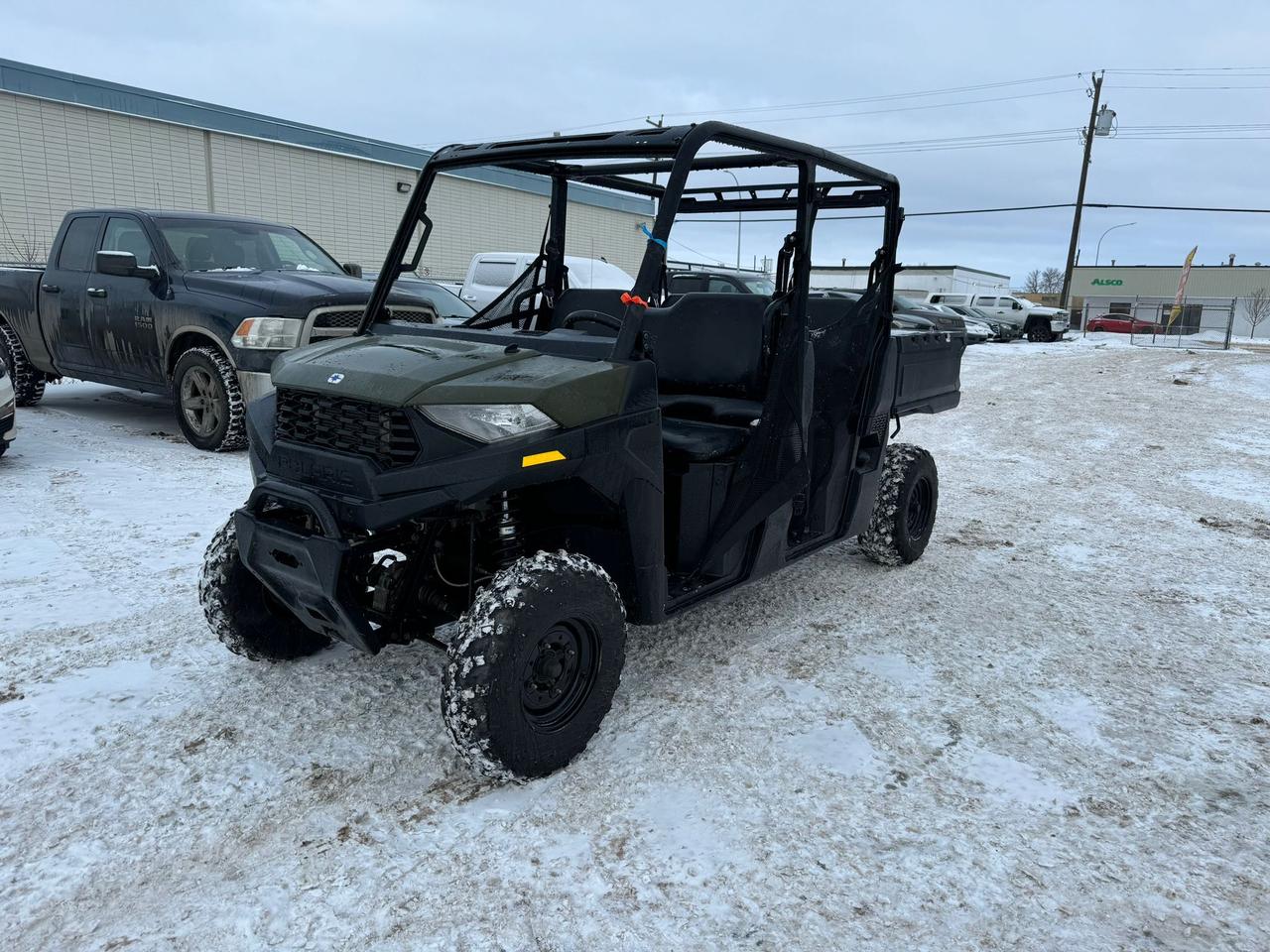2023 Polaris 570 Ranger Crew $104 B/W - Photo #1