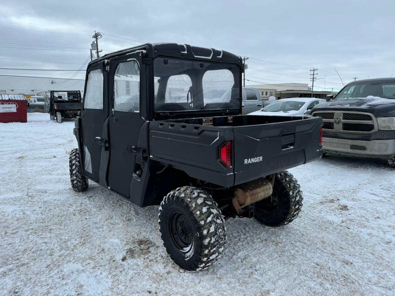 2023 Polaris 570 Ranger Enclosed Crew $119 B/W - Photo #7