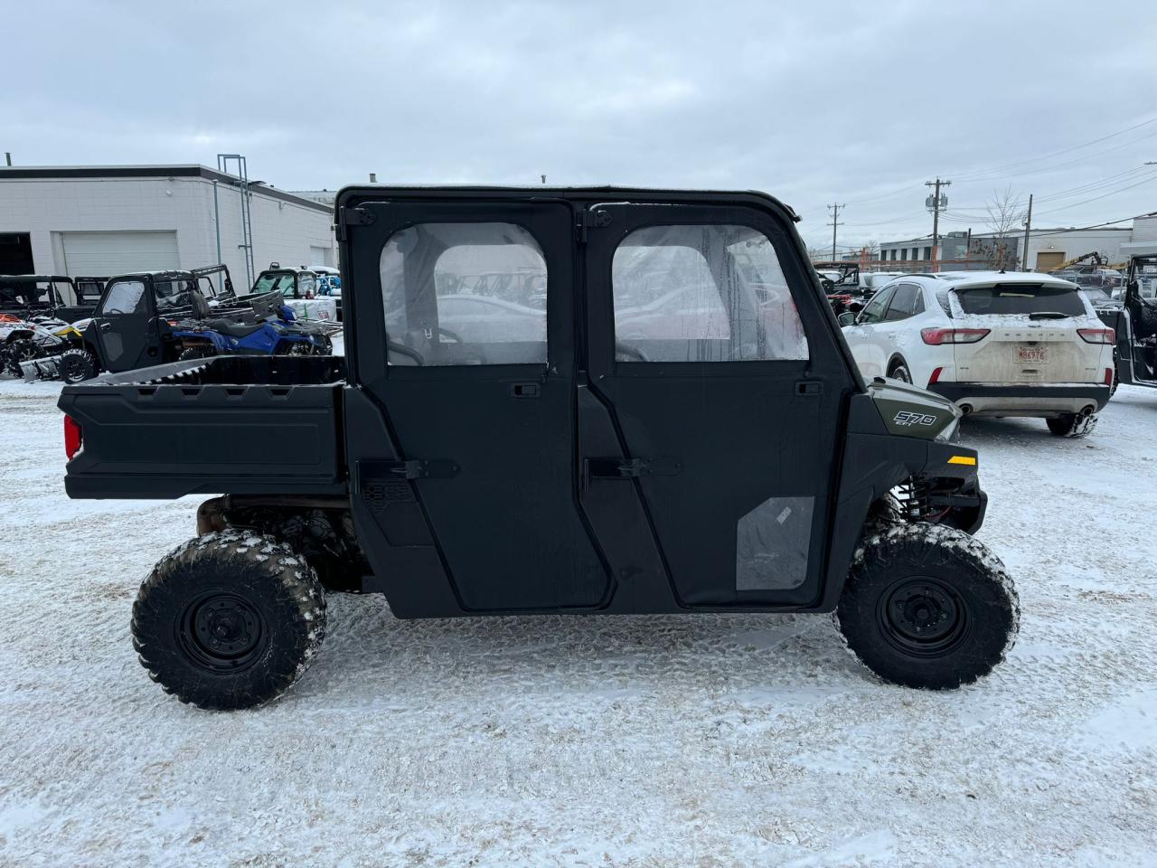 2023 Polaris 570 Ranger Enclosed Crew $119 B/W - Photo #6