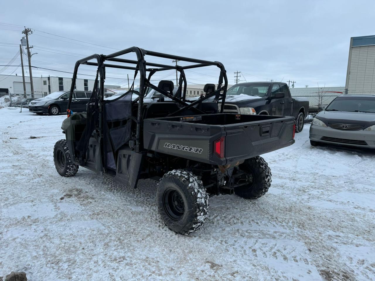 2023 Polaris 570 Ranger Crew $112 B/W - Photo #8