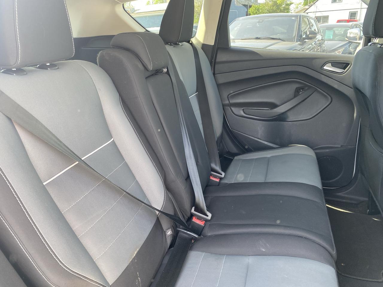2014 Ford Escape SE Photo