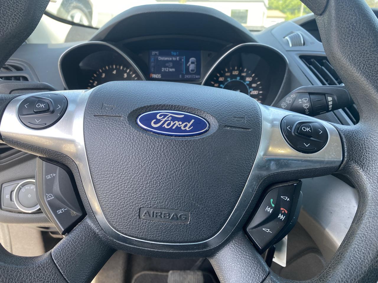 2014 Ford Escape SE Photo4