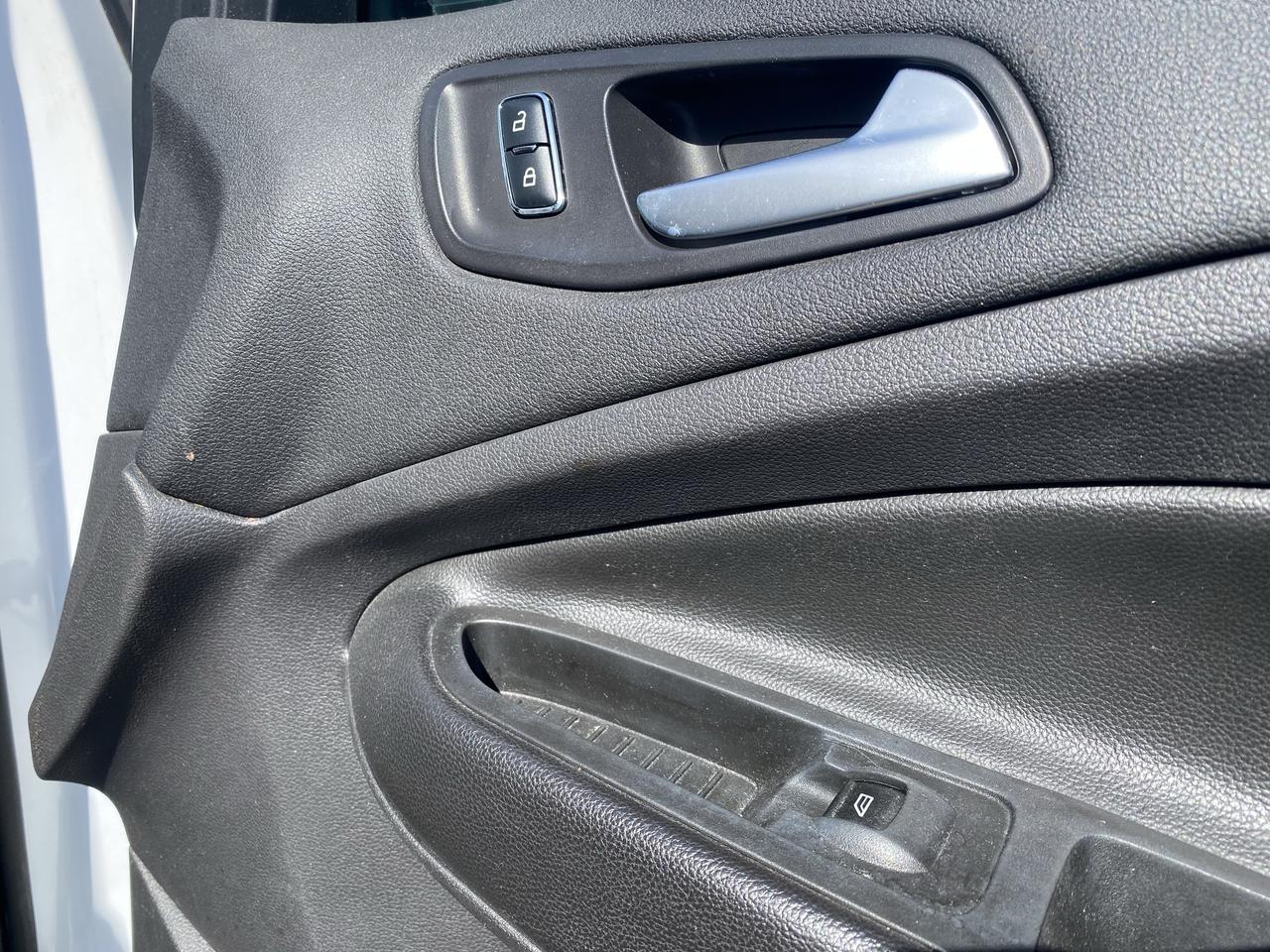 2014 Ford Escape SE Photo