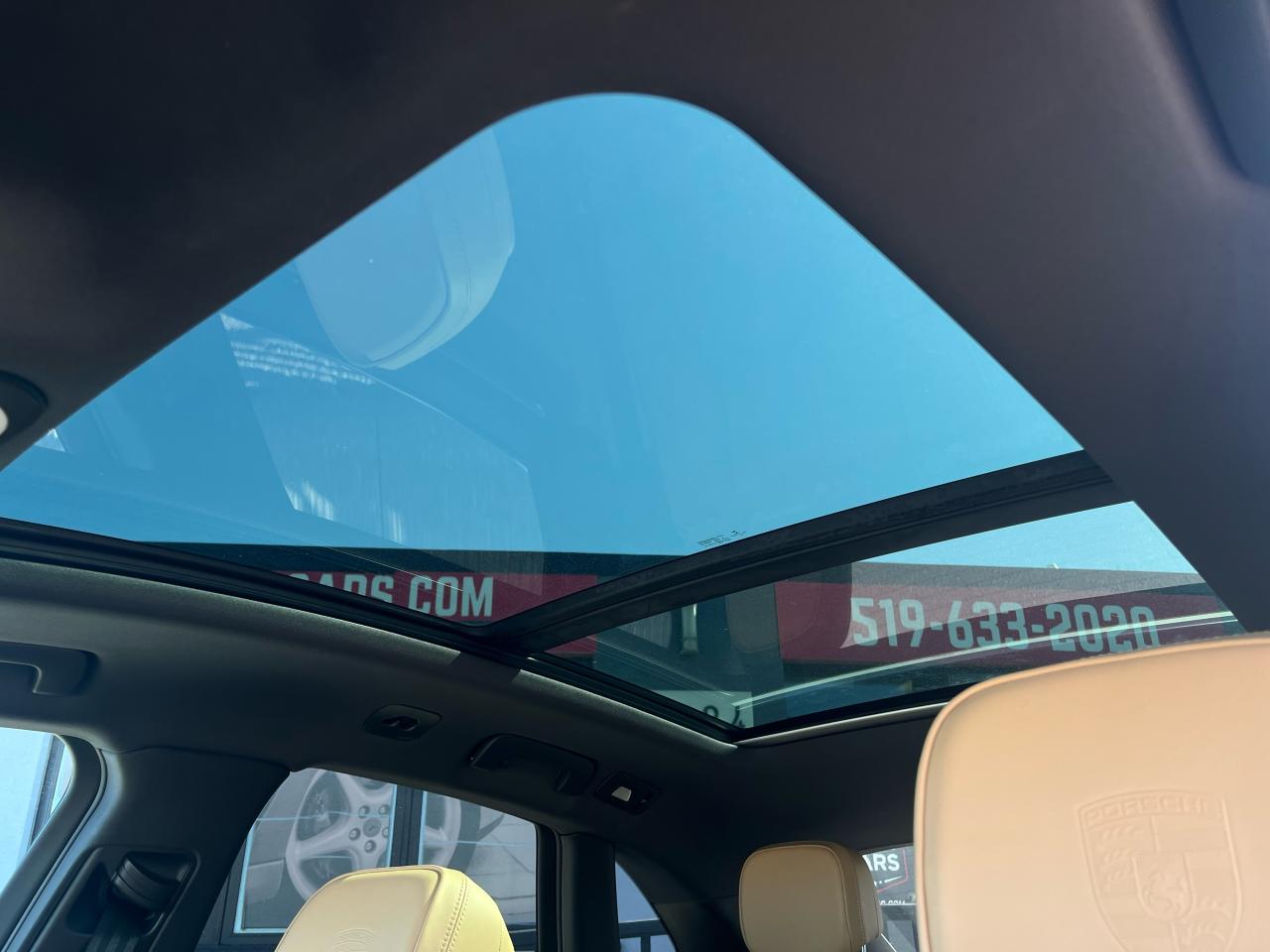 2018 Porsche Macan Navigation | Backup Camera | Sunroof - Photo #16