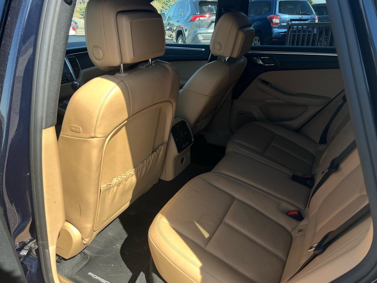 2018 Porsche Macan Navigation | Backup Camera | Sunroof - Photo #10