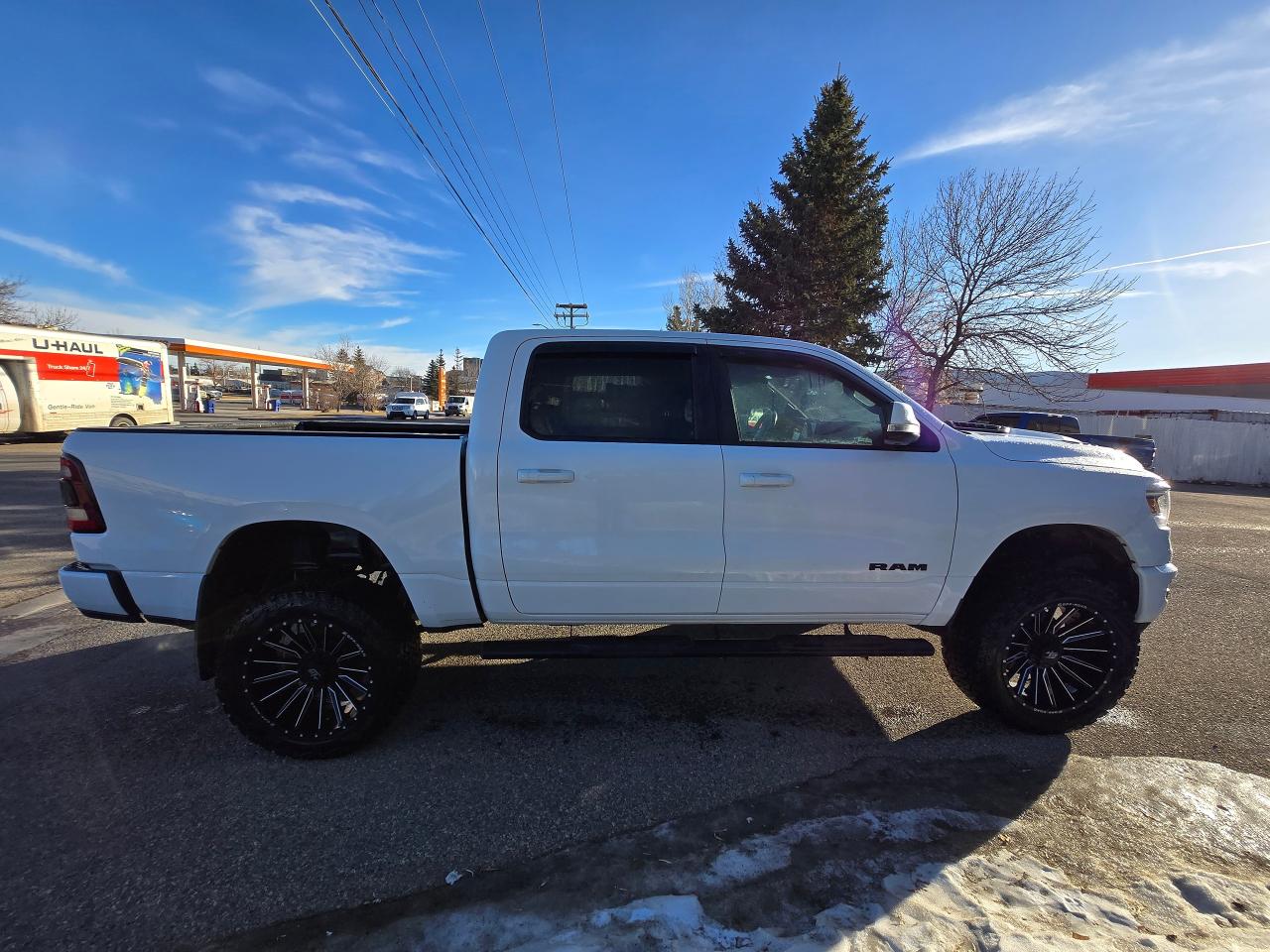 2022 RAM 1500 SPORT | ALL CREDIT ACCEPTED!! - Photo #9