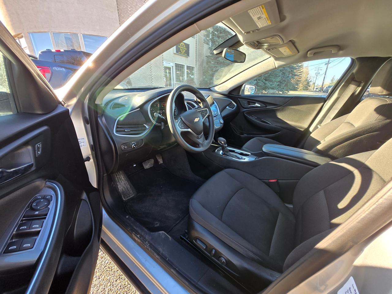 2022 Chevrolet Malibu LT | ALL CREDIT ACCEPTED!! - Photo #9