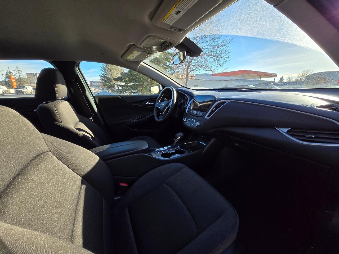 2022 Chevrolet Malibu LT | ALL CREDIT ACCEPTED!! - Photo #11