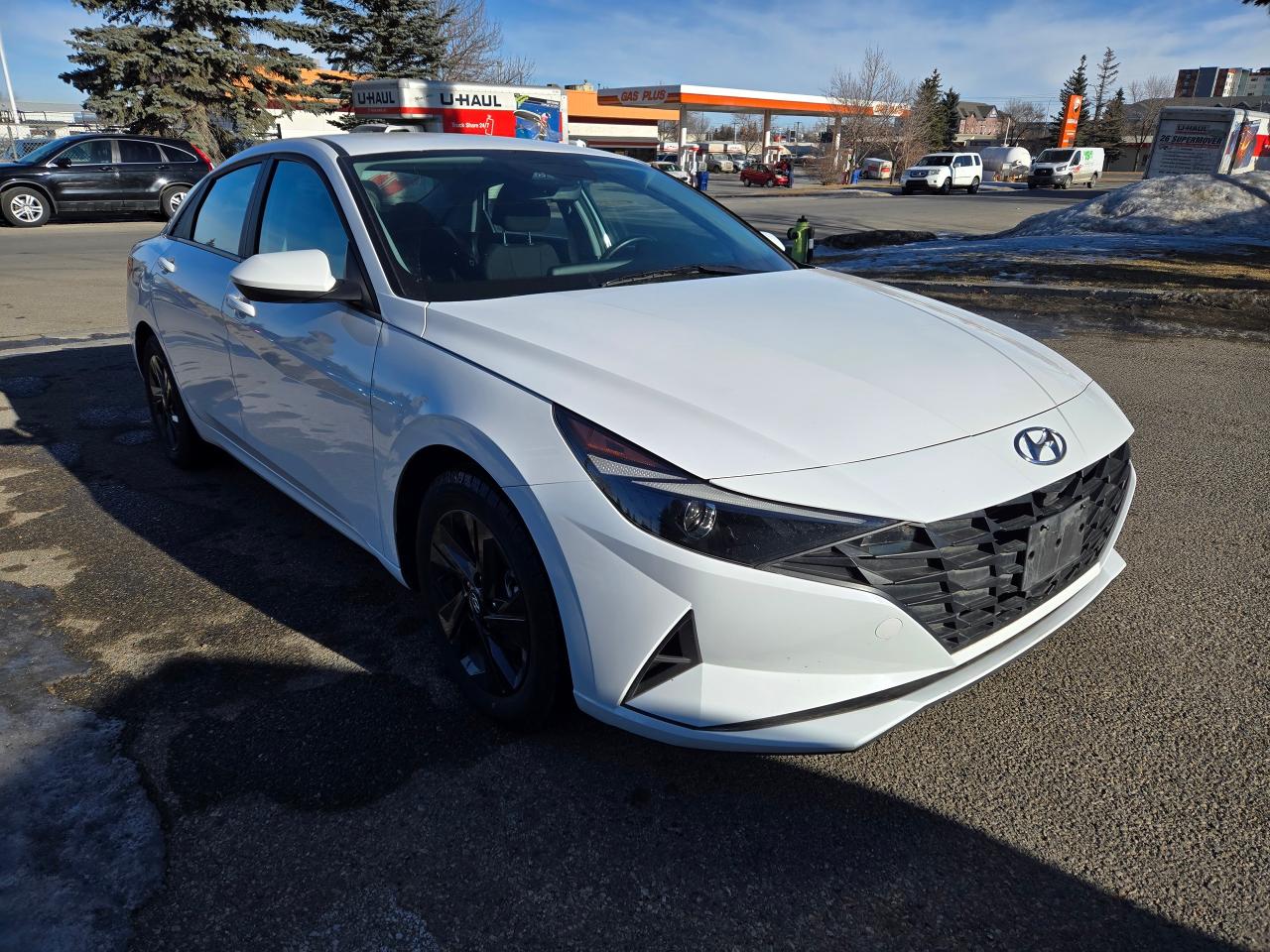 Used 2023 Hyundai Elantra Preferred IVT | ALL CREDIT ACCEPTED!! for sale in Airdrie, AB