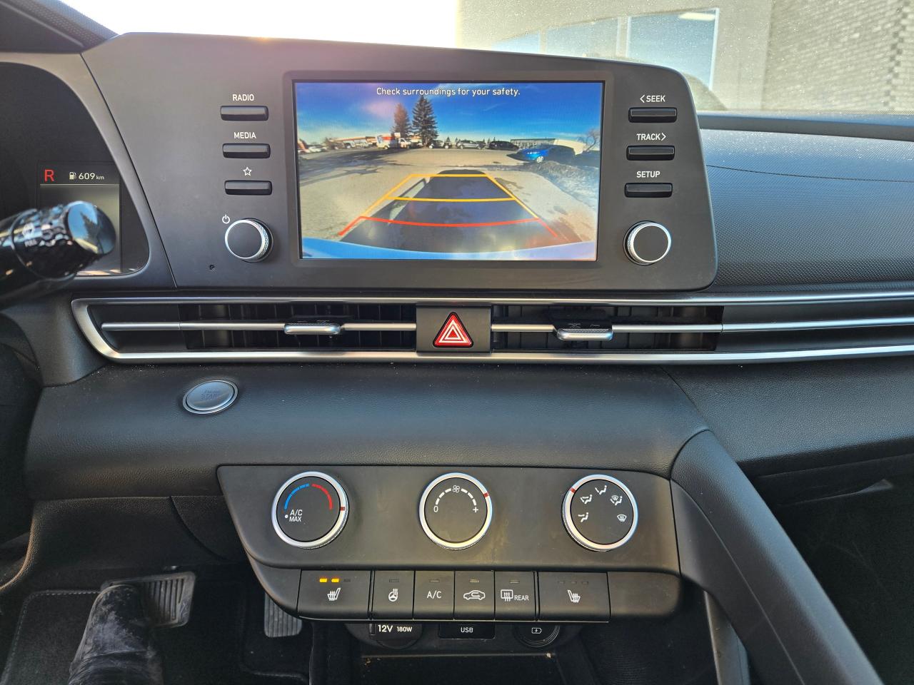 2023 Hyundai Elantra Preferred IVT | ALL CREDIT ACCEPTED!! - Photo #13
