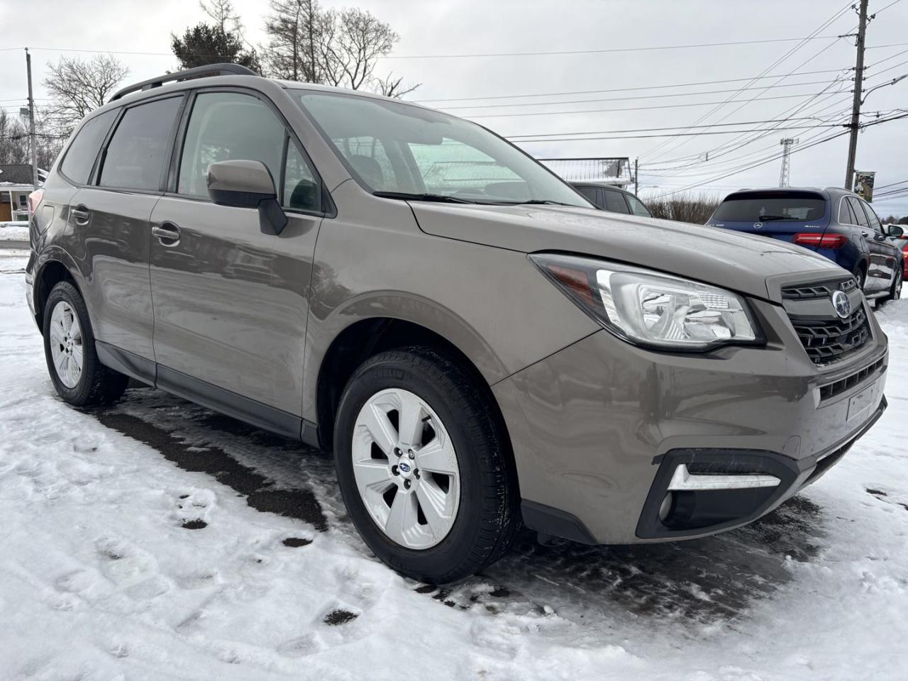 Used 2017 Subaru Forester 2.5i Premium / BLUETOOTH / ROOF RACKS / ALLOY WHEELS / XMODE AWD / HEATED SEATS for sale in Truro, NS