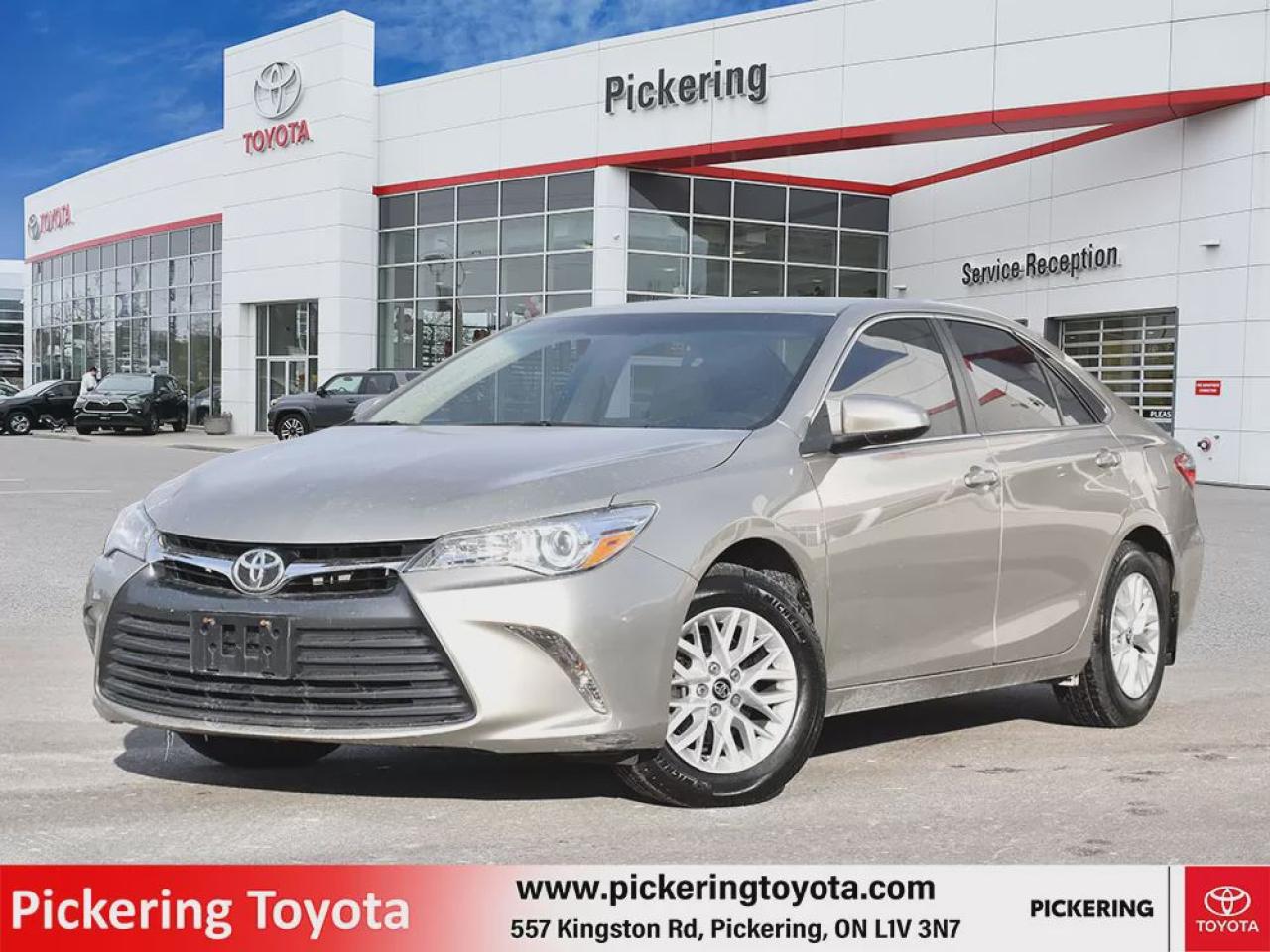 Used 2017 Toyota Camry LE for sale in Pickering, ON