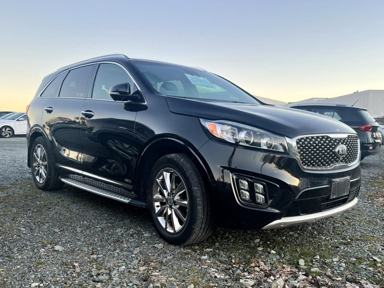 Used 2018 Kia Sorento 3.3L SX CERTIFIED ACCIDENT FREE | ONE OWNER | PANORAMIC SUNROOF | INFINITY PREMIUM AUDIO SOUND SYSTEM for sale in Abbotsford, BC