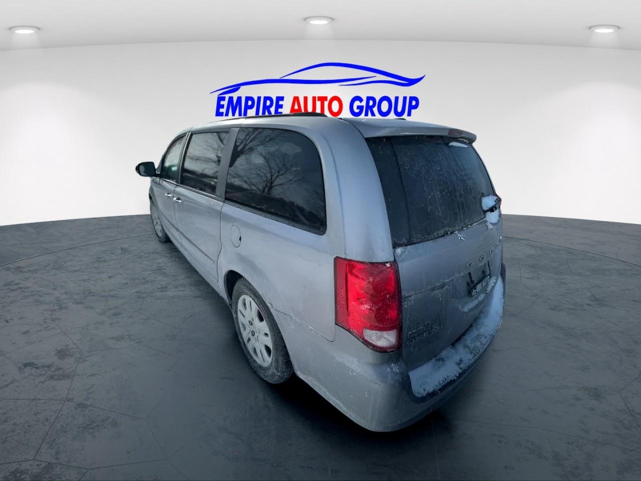 2017 Dodge Grand Caravan SE, FWD, Photo