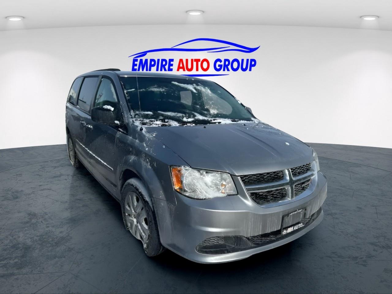 2017 Dodge Grand Caravan SE, FWD, Photo2