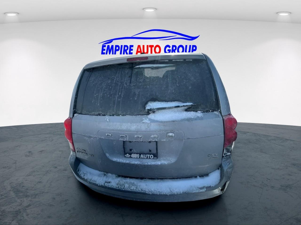 2017 Dodge Grand Caravan SE, FWD, Photo