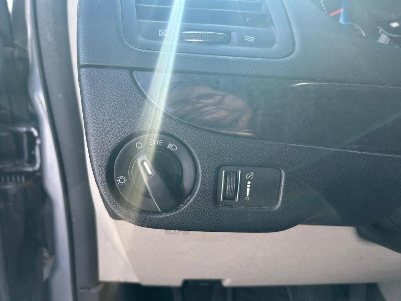 2017 Dodge Grand Caravan SE, FWD, Photo