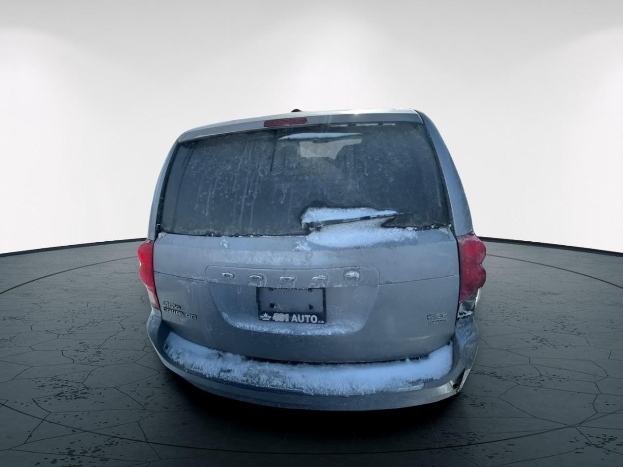 2017 Dodge Grand Caravan SE, FWD, Photo