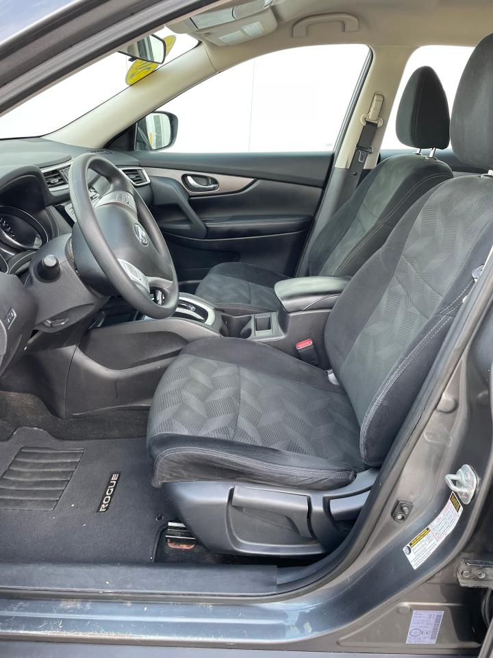 2016 Nissan Rogue S Photo