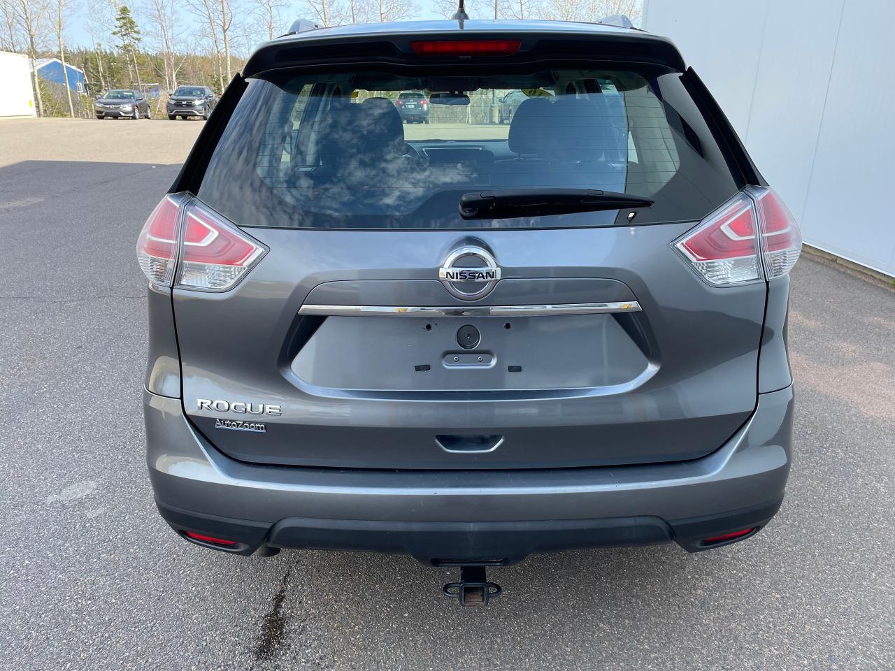 2016 Nissan Rogue S Photo4