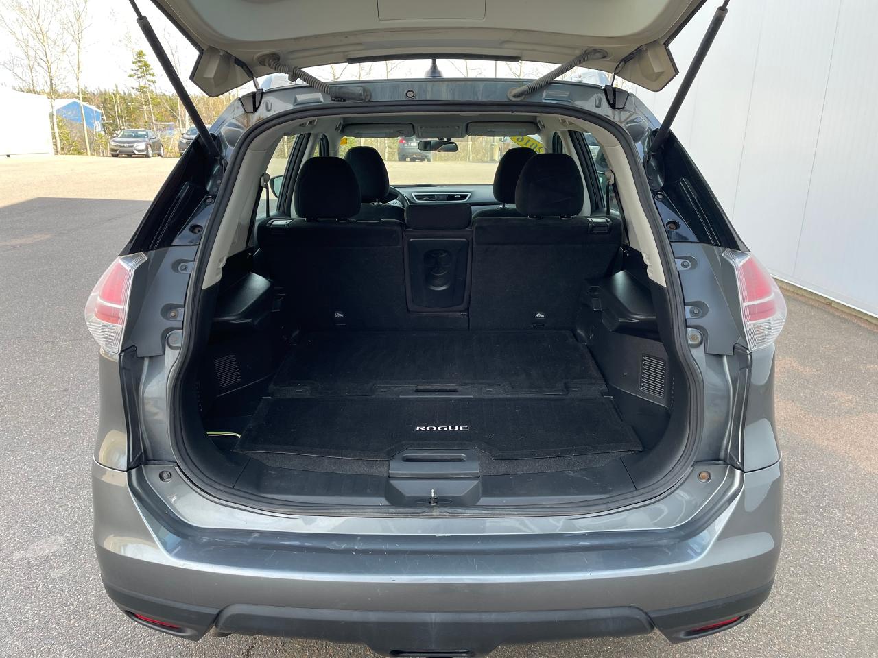 2016 Nissan Rogue S Photo