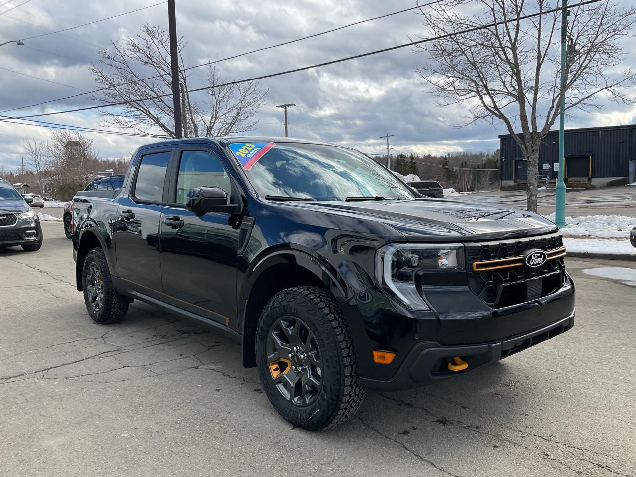 2025 Ford Maverick TREMOR Photo2