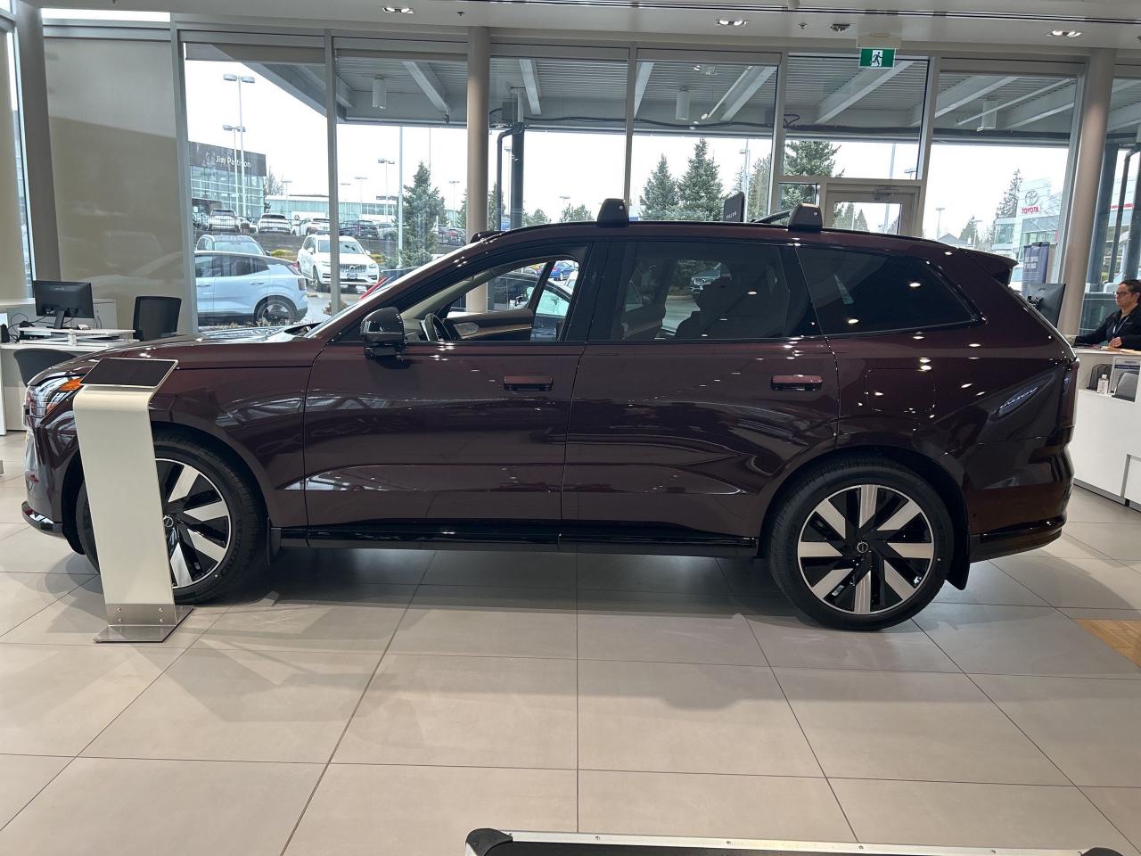New 2025 Volvo EX90 Twin Motor Performance AWD 6-Seater Ultra for sale in Surrey, BC