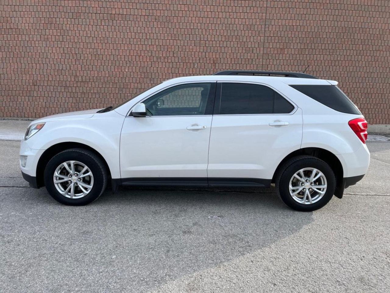 2017 Chevrolet Equinox LT | AWD | CLEAN CARPROOF | NAVI | BACKUP CAM | SUNROOF | PIONEER SOUND SYSTEM | - Photo #2