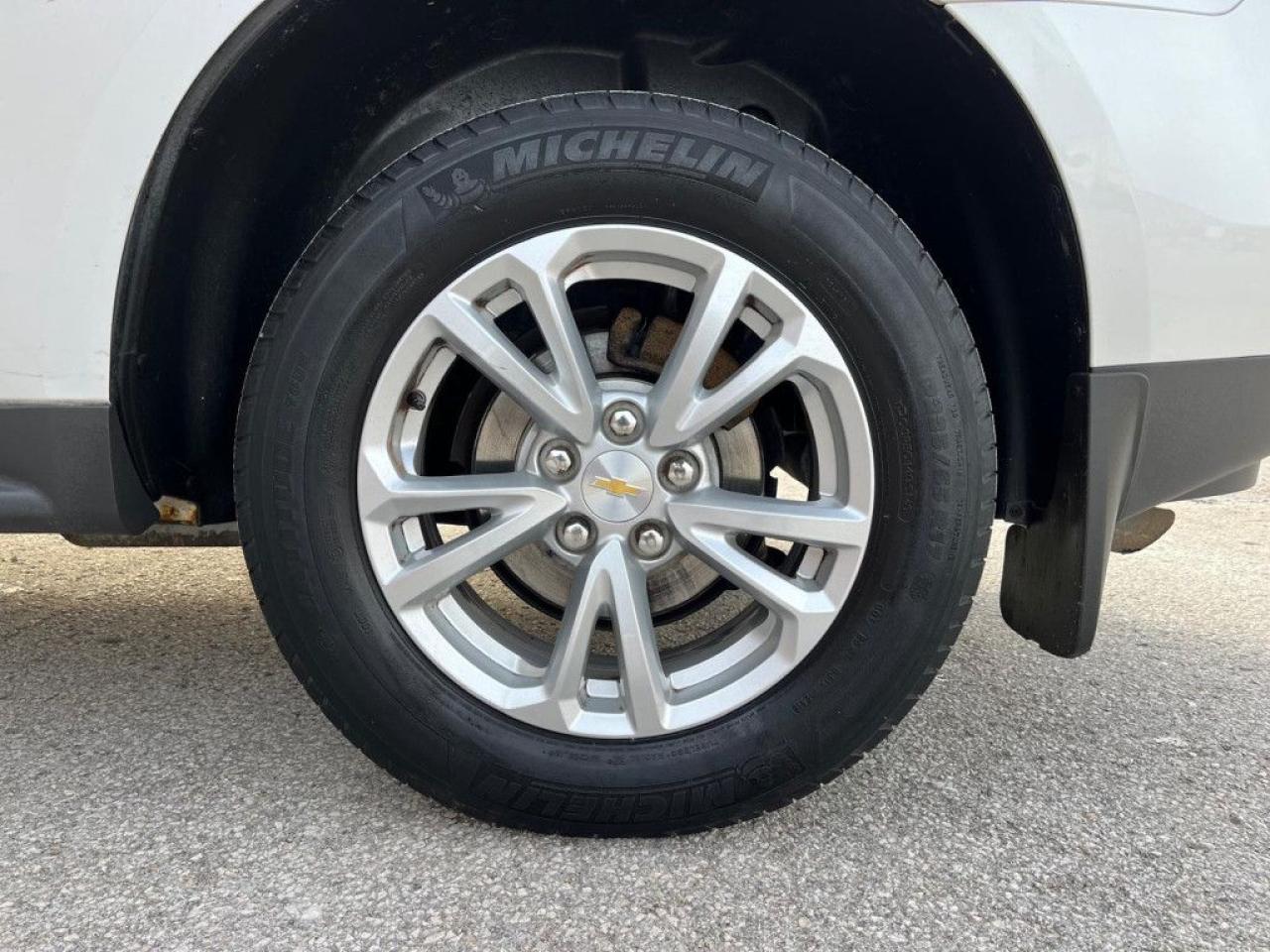 2017 Chevrolet Equinox LT | AWD | CLEAN CARPROOF | NAVI | BACKUP CAM | SUNROOF | PIONEER SOUND SYSTEM | - Photo #12