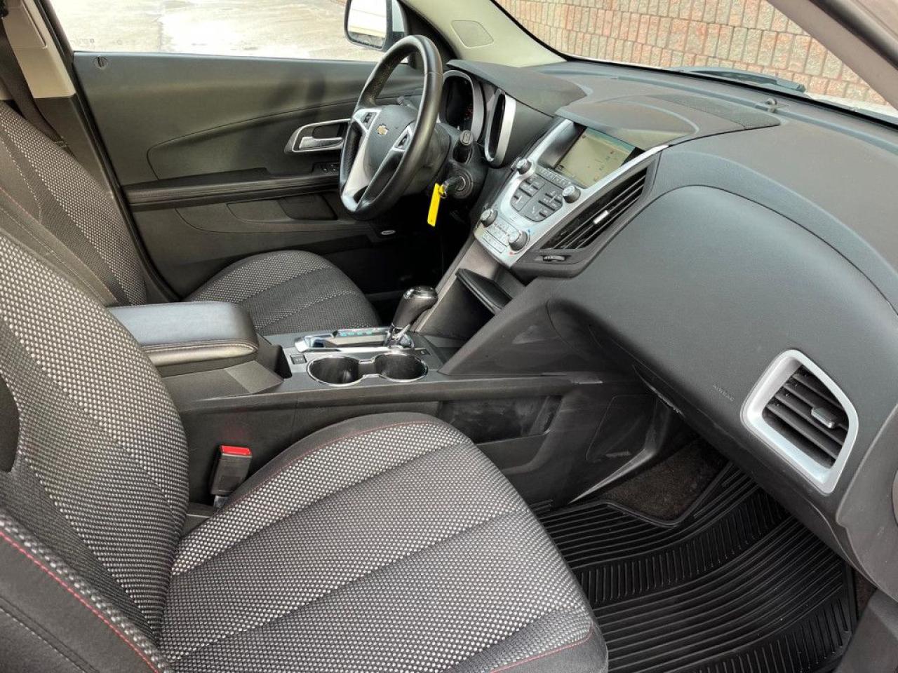 2017 Chevrolet Equinox LT | AWD | CLEAN CARPROOF | NAVI | BACKUP CAM | SUNROOF | PIONEER SOUND SYSTEM | - Photo #14
