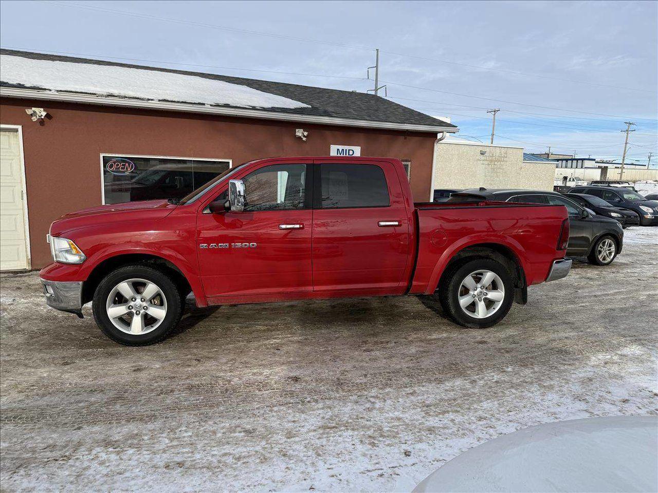 Used 2012 RAM 1500 Laramie Crew Cab 4WD for sale in Saskatoon, SK