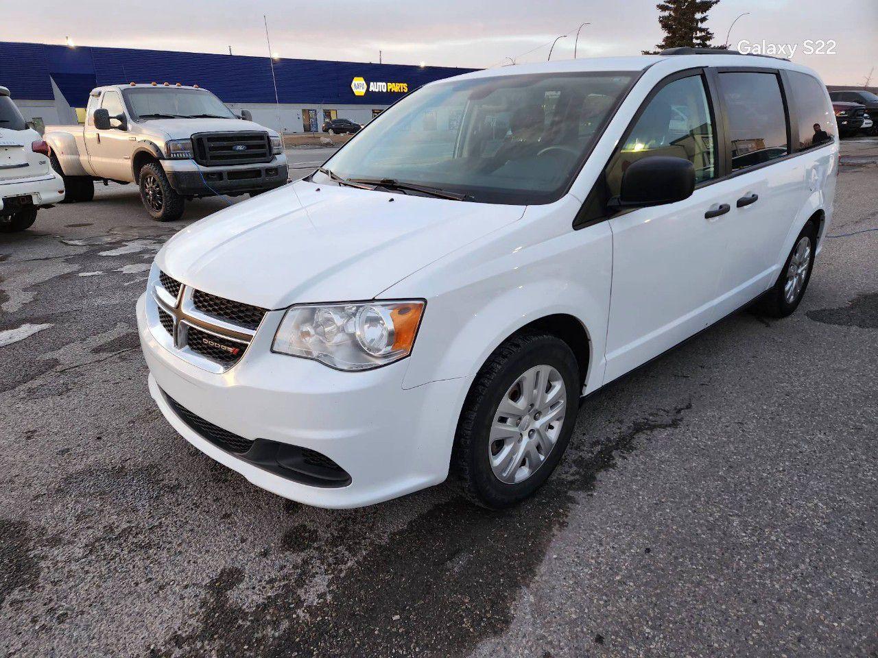 Used 2020 Dodge Grand Caravan SE 2WD for sale in Calgary, AB