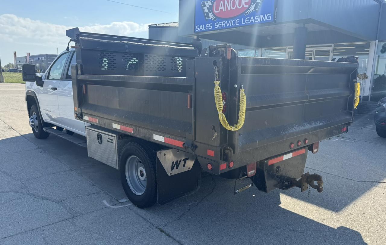 2023 GMC Sierra 3500 4WD Crew Cab 177" WB, 60" CA Photo