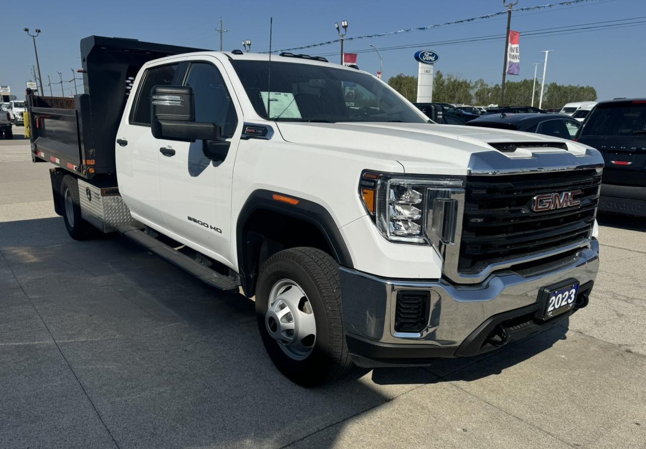 2023 GMC Sierra 3500 4WD Crew Cab 177" WB, 60" CA Photo