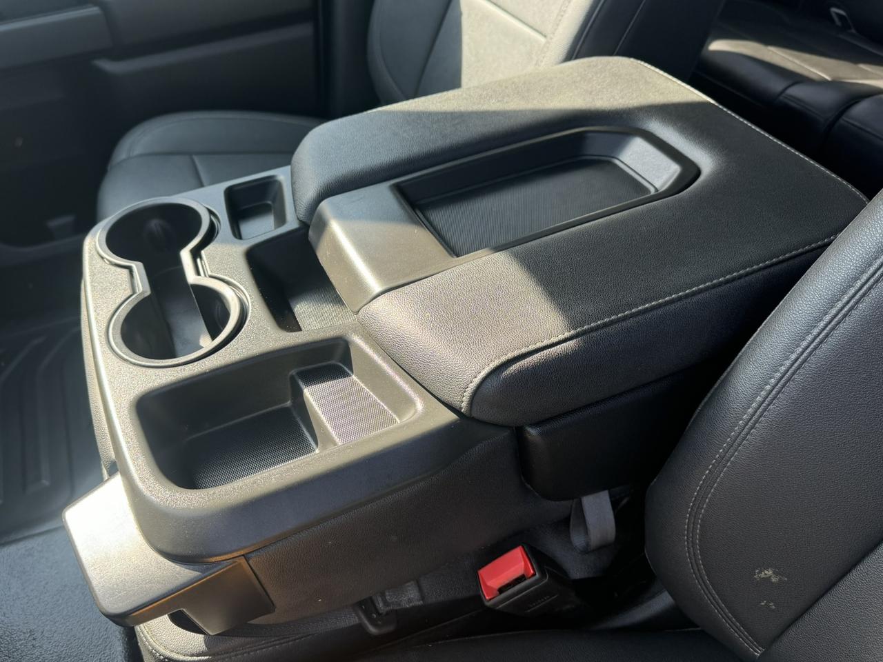 2023 GMC Sierra 3500 4WD Crew Cab 177" WB, 60" CA Photo