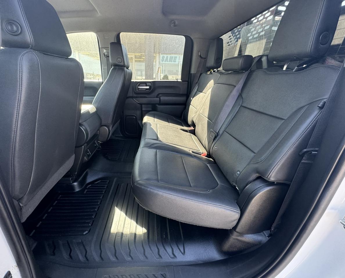 2023 GMC Sierra 3500 4WD Crew Cab 177" WB, 60" CA Photo