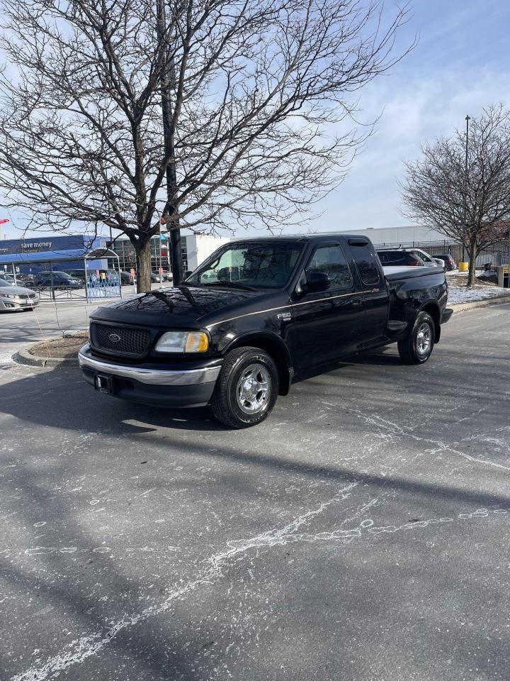 Used 2000 Ford F-150 LARIAT     FLARESIDE    ONLY 158,000 KMS for sale in York, ON