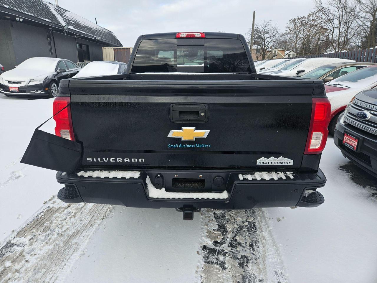 2016 Chevrolet Silverado 1500 4WD Crew Cab 143.5" High Country - Photo #6