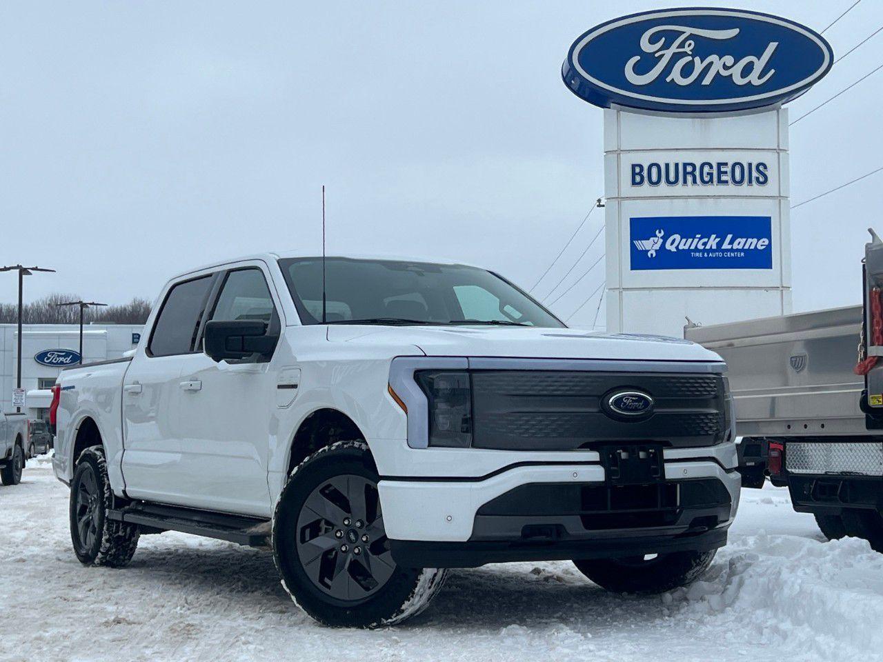 Used 2023 Ford F-150 Lightning XLT 4WD SuperCrew 5.5' Box for sale in Midland, ON