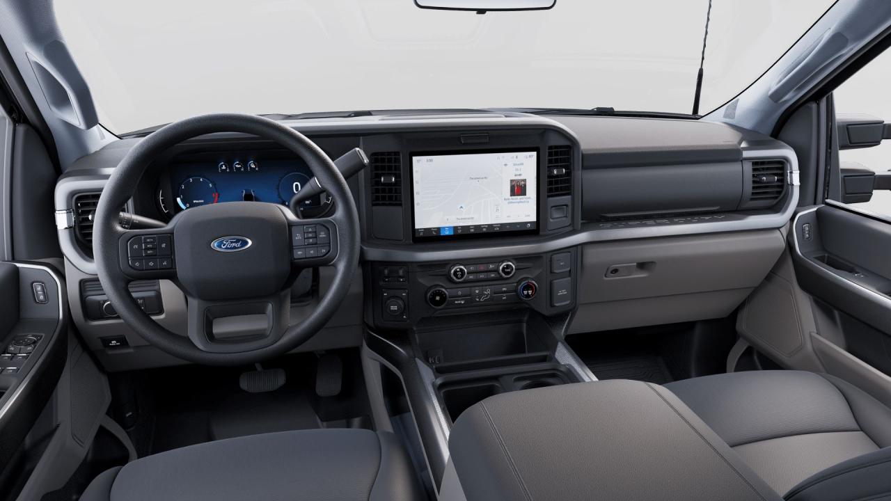 2025 Ford SUPERDUTY F-250® XLT Photo5