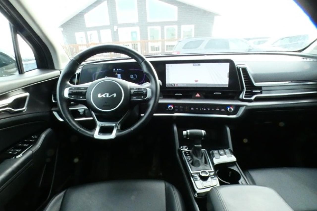 2023 Kia Sportage EX AWD w/Htd Leather, pano S/R, NAV, BUC - Photo #12
