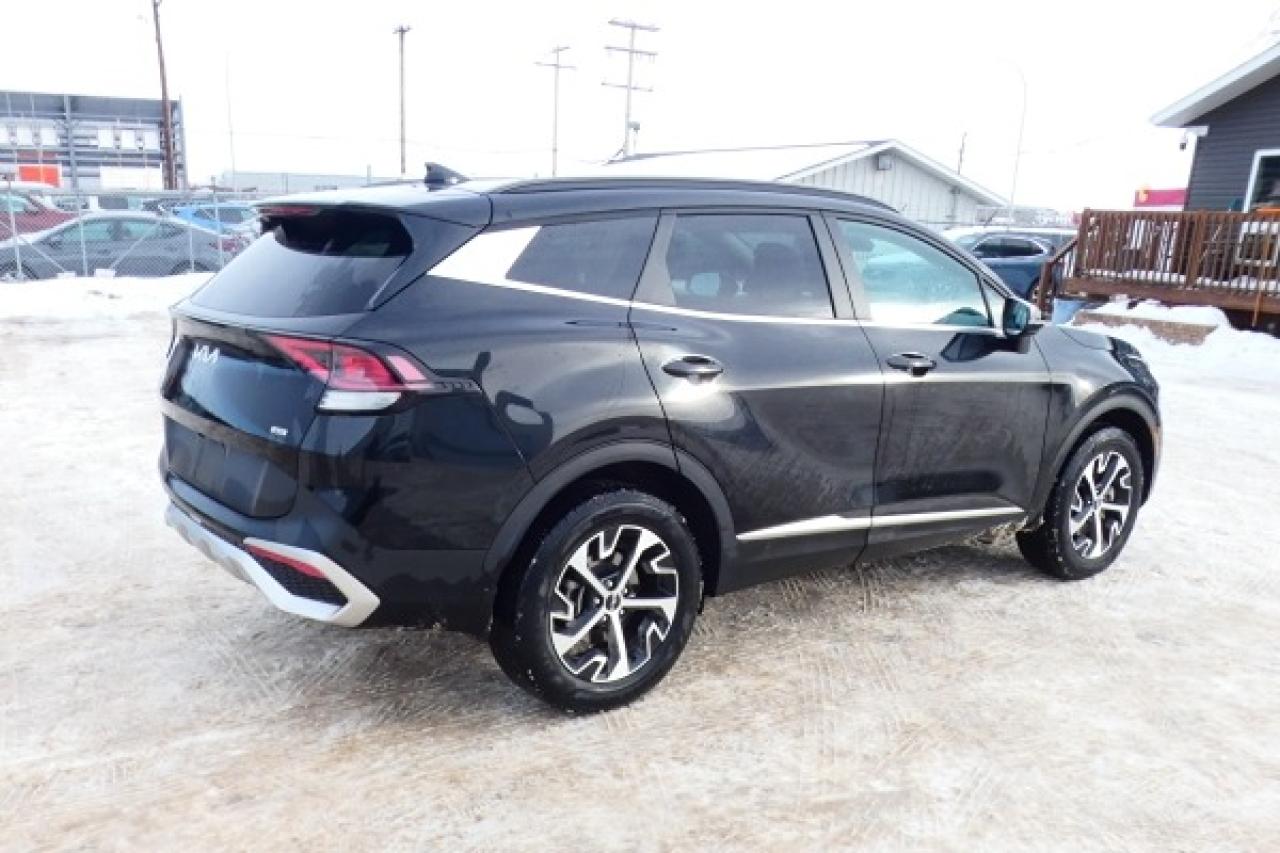 2023 Kia Sportage EX AWD w/Htd Leather, pano S/R, NAV, BUC - Photo #6