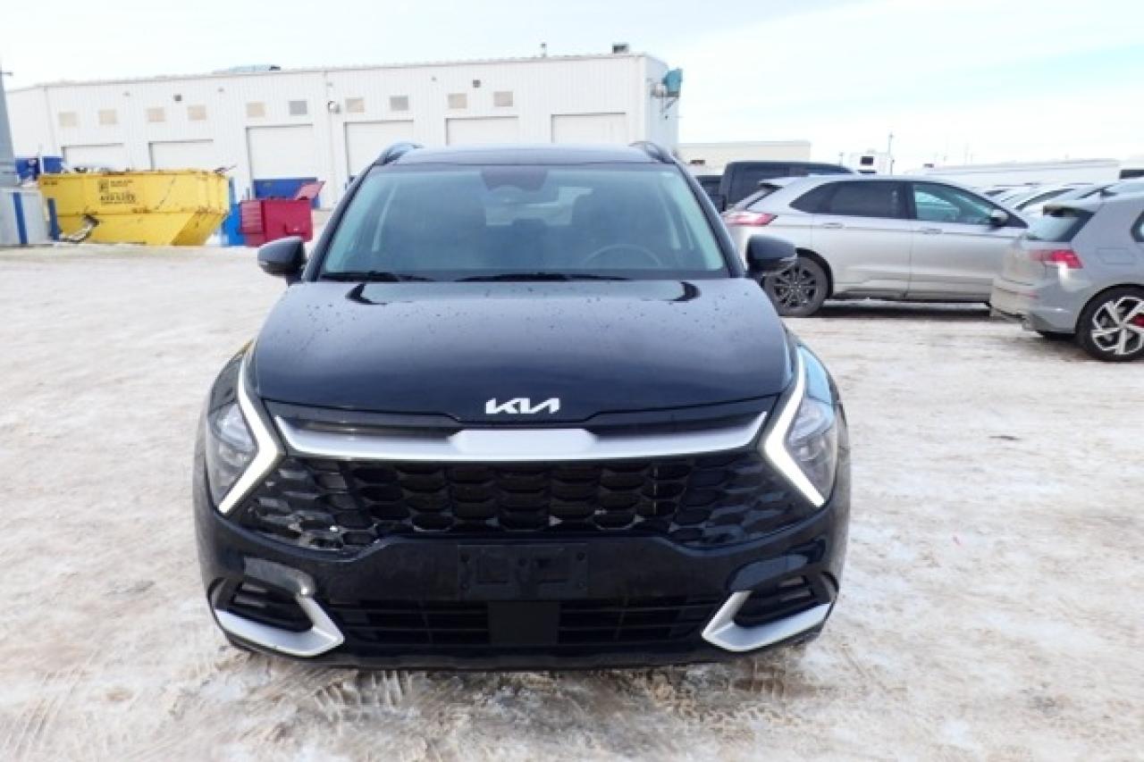 2023 Kia Sportage EX AWD w/Htd Leather, pano S/R, NAV, BUC - Photo #3