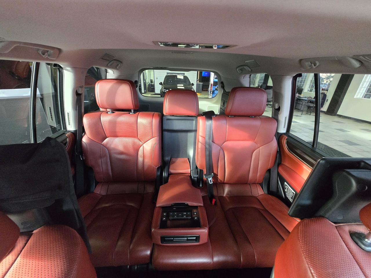 2017 Lexus LX 570 4WD Full Load | ALL CREDIT ACCEPTED!! - Photo #16