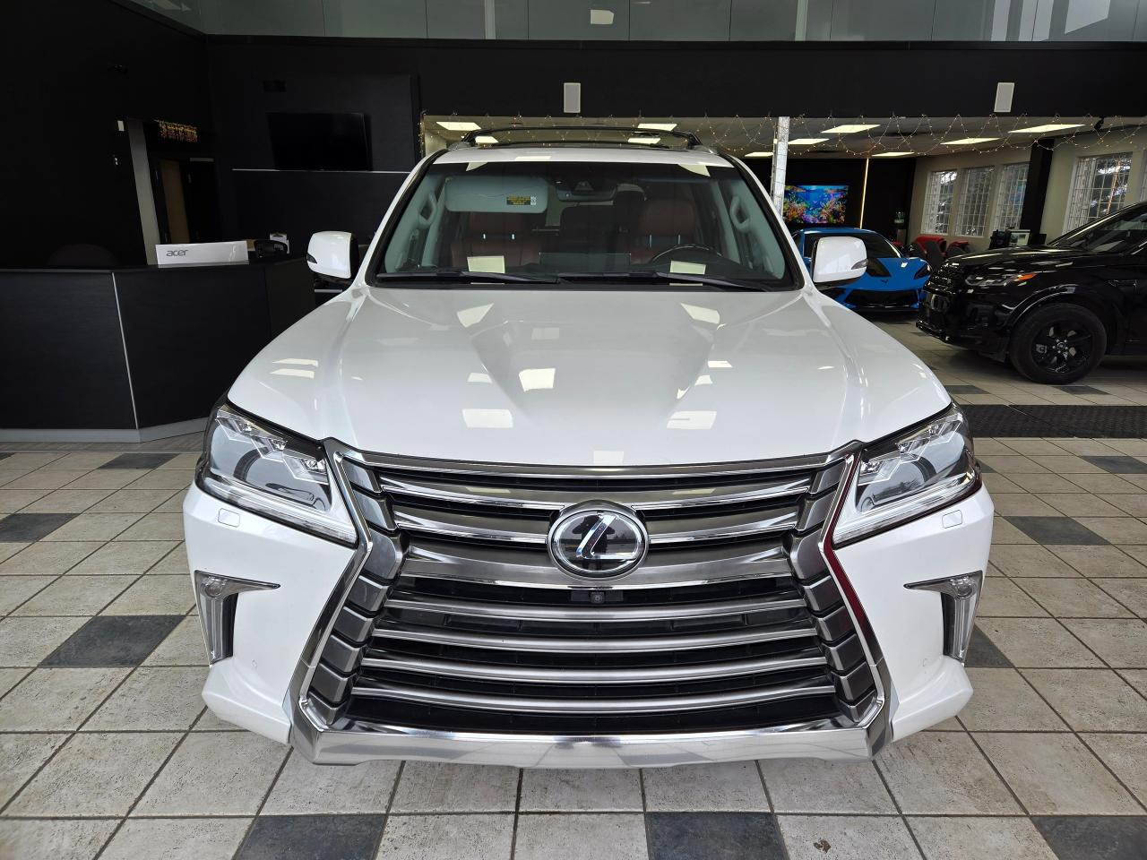2017 Lexus LX 570 4WD Full Load | ALL CREDIT ACCEPTED!! - Photo #2
