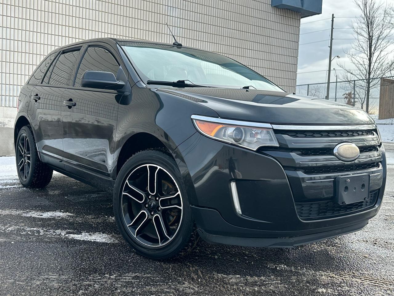 Used 2013 Ford Edge SEL AWD *SAFETY INCL*CLEAN CARFAX* for sale in North York, ON