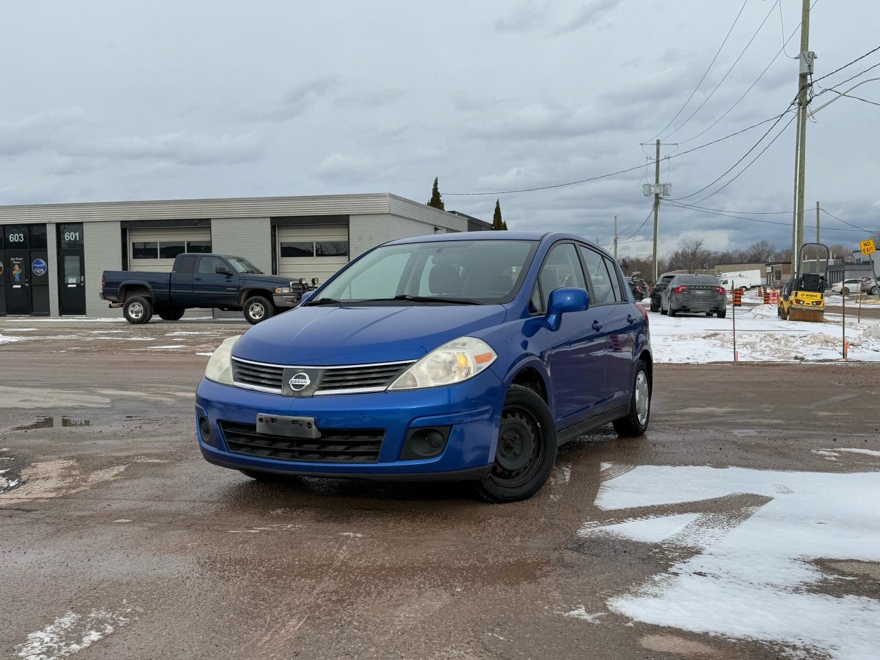 Used 2009 Nissan Versa 1.8 S for sale in Oakville, ON